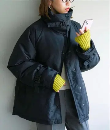 DISCOAT 충전솜 스탠드 벨트 자켓 블랙