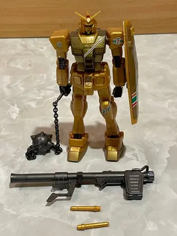 세븐일레븐 한정판 HG 건담 골드 인젝션 컬러