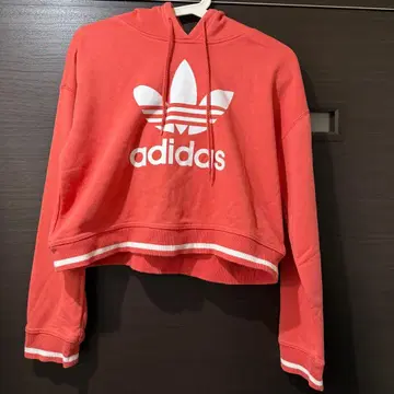 adidas 숏 기장 후드티