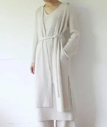 [새상품] Deuxiemeclasse 두지엠 클라세 니트 가디건