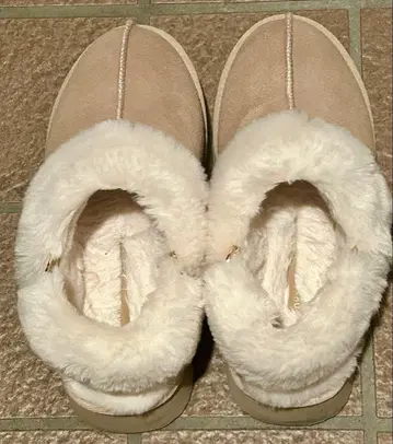 oriental traffic 2025 통굽 무스탕 2way 샌들 M