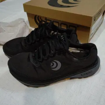 topo athletic terraventure 4 wp 블랙