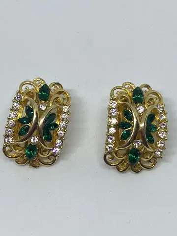 에메랄드? K14P 각인 귀찌