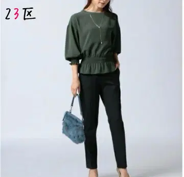 23구 [세탁 가능] 실키 매트 트윌 셔링 블라우스