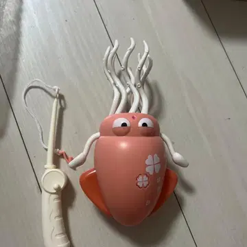 춤추는 오징어 핑크색