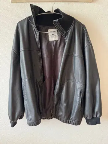 빈티지 인조 가죽 블루종 자켓 niko and -