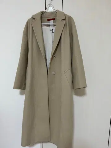 베이지 롱 코트 허리 벨트 포함