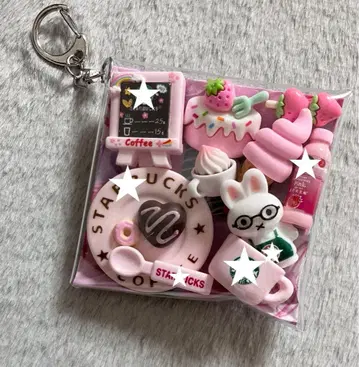 가챠 파우치 [ 안경 토끼 씨 카페 핑크 계열 ]