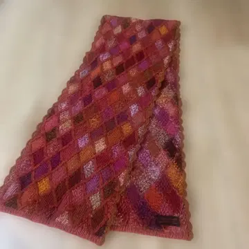 Sophie DIGARD 다이아몬드 패턴 머플러