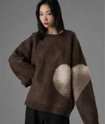 [ ONCILY ] 그라데이션 하트 모티브 니트 ( M 사이즈 )