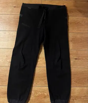 아크로님 acr 맨투맨