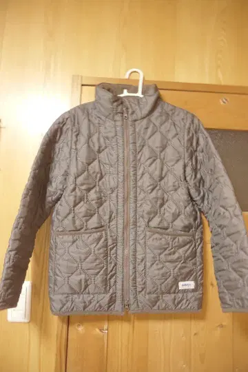 ARMEN 브라운 리버서블 라이너 자켓