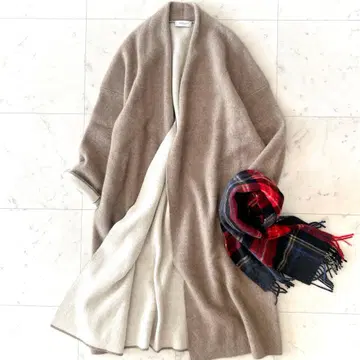 새상품급 투모로우랜드 더블 페이스 라쿤 코디건 롱 기장