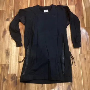 비비안 앵글로매니아 블랙 사이드 지퍼 긴팔 원피스