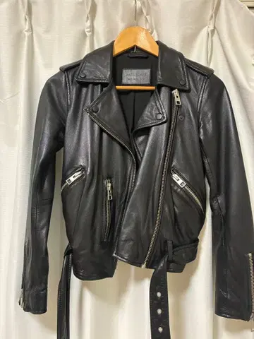 블랙 가죽 라이더 자켓