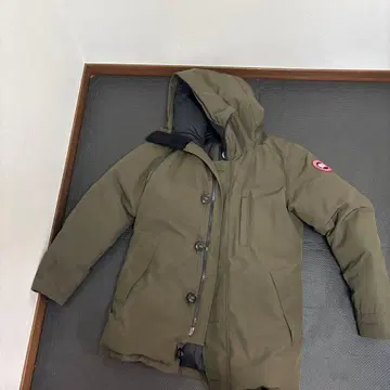 CANADA GOOSE 다운 자켓 M 사이즈 올리브