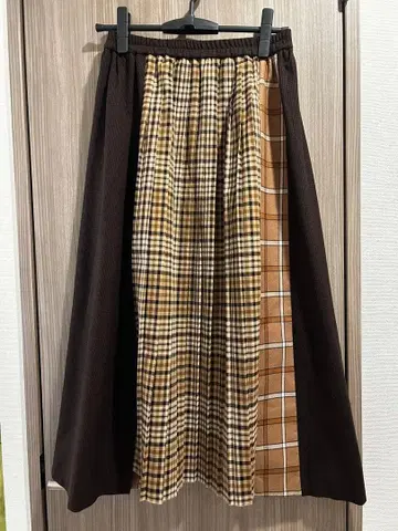 브라운 체크 무늬 플리츠 스커트 롱