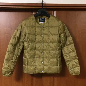 새상품급 TAION 노카라 다운 자켓 여성 M 올리브 다운