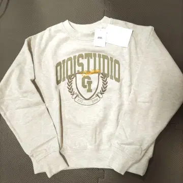 OIOISTUDIO 옅은 그레이 로고 맨투맨 M 사이즈