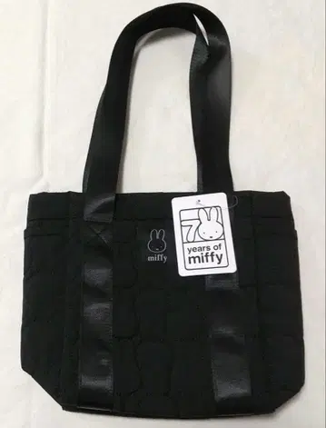 미사용 새상품 미피 퀼트 토트백 블랙
