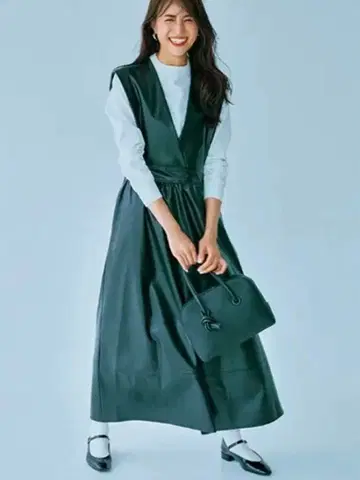 roughlow 오버롤 스커트 블랙