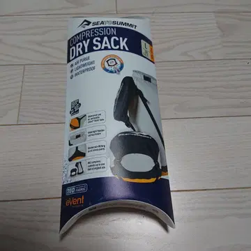 SAE TO SUMMIT 20L 드라이색 컴프레션 미개봉