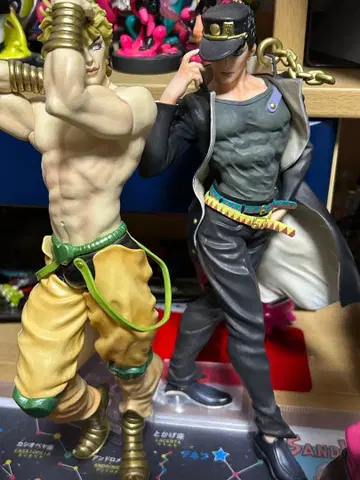 죠죠의 기묘한 모험 피규어 세트