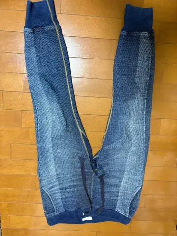 블루이 SAND & SALT & SUN 팬츠 론 헤르만 취급