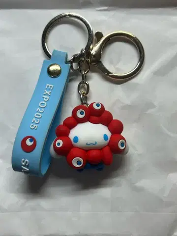 박람회 EXPO2025 미야쿠미야쿠 변신 산리오 시나몬