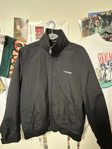 TOMMY HILFIGER 블랙 자켓 M 사이즈