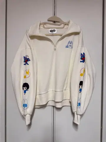 아노짱의 전전전파 맨투맨 하프 지퍼 후드티 M