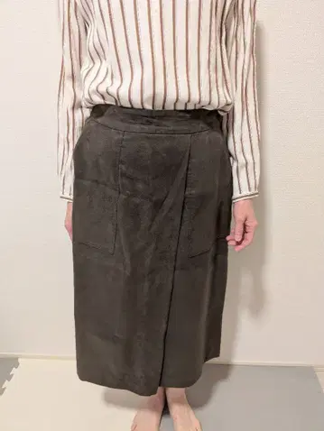 TOMORROWLAND (ballsey) 스커트