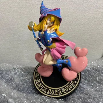 유희왕 블랙 매지션 걸 HereDitail 피규어