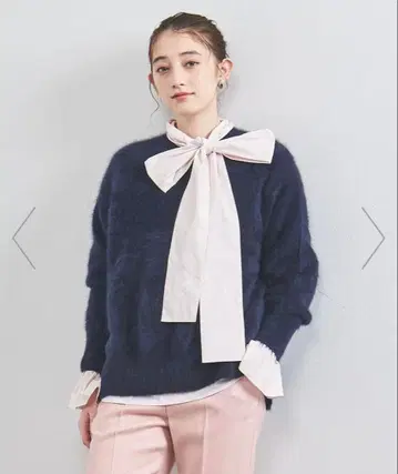 새상품 UNITED ARROWS 폭스 캐시미어 크루넥 니트