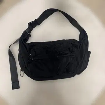 JEANASIS 나일론 벨트 바디백 블랙