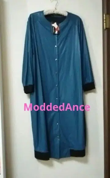 ModdedAnce 가죽 터치 코쿤 실루엣 2WAY 원피스 3L