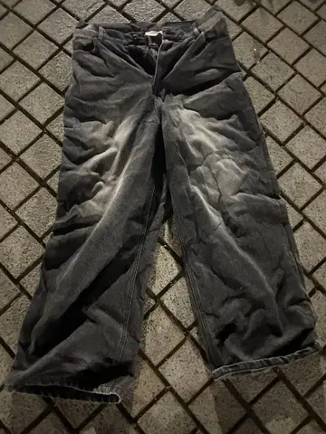 다크 그레이 와이드 레그 데님