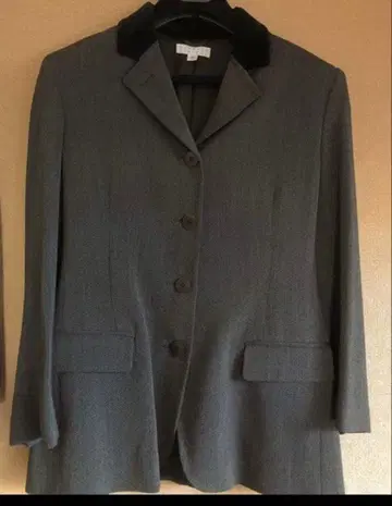 BARNEYS NEWYORK 테일러드 자켓