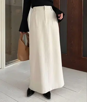 [ 새상품급 ] 맥시 I 라인 스커트