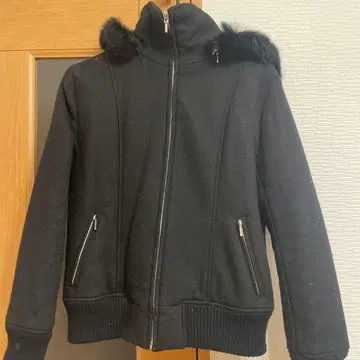 탈부착 가능 퍼 코트