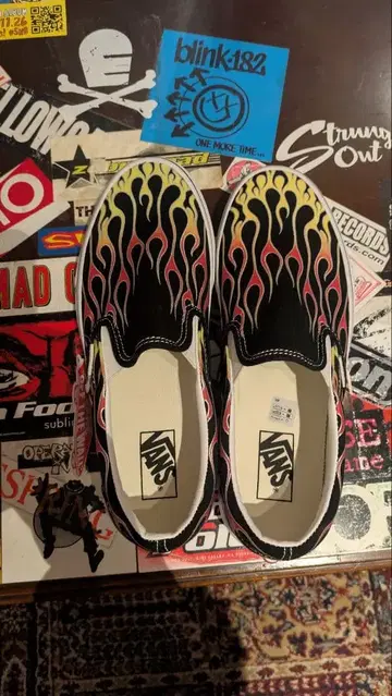 VANS 프레임 파이어 파이어 슬립온