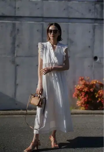 ELLIE/슬리브리스 원피스/사이즈 FREE