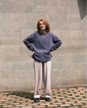 abeliaedwardgoucha 롱T