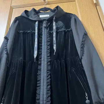 컨디션 최상 슈퍼 뷰티 벨로아 이소재 절개 후드티