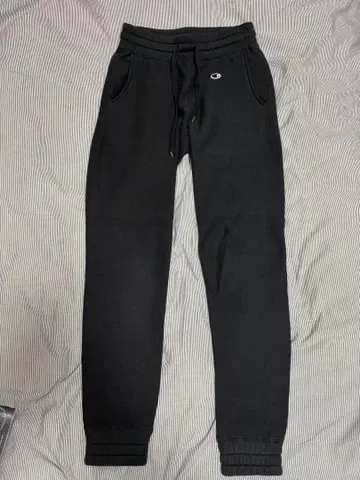 챔피온 준하시모토 별주 리버스 위브 스웨트 팬츠 블랙