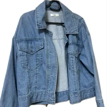 데님 블루 버튼 달린 자켓