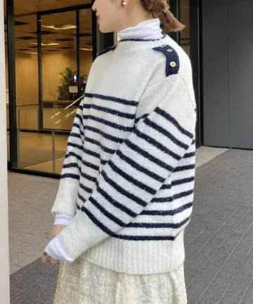 EXPLOIT 풀오버 보더