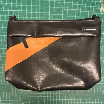 FREITAG F553 LOU 숄더백 블랙