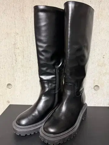 GU 볼륨 솔 조키 롱 부츠