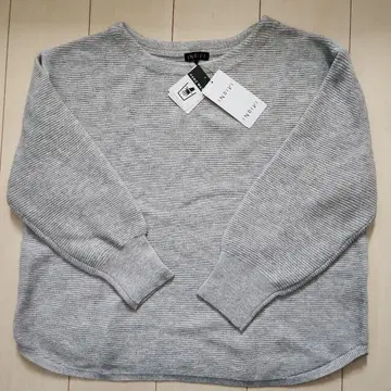 INDIVI 그레이 라메 긴팔 상의 사이즈 15 미사용 새상품